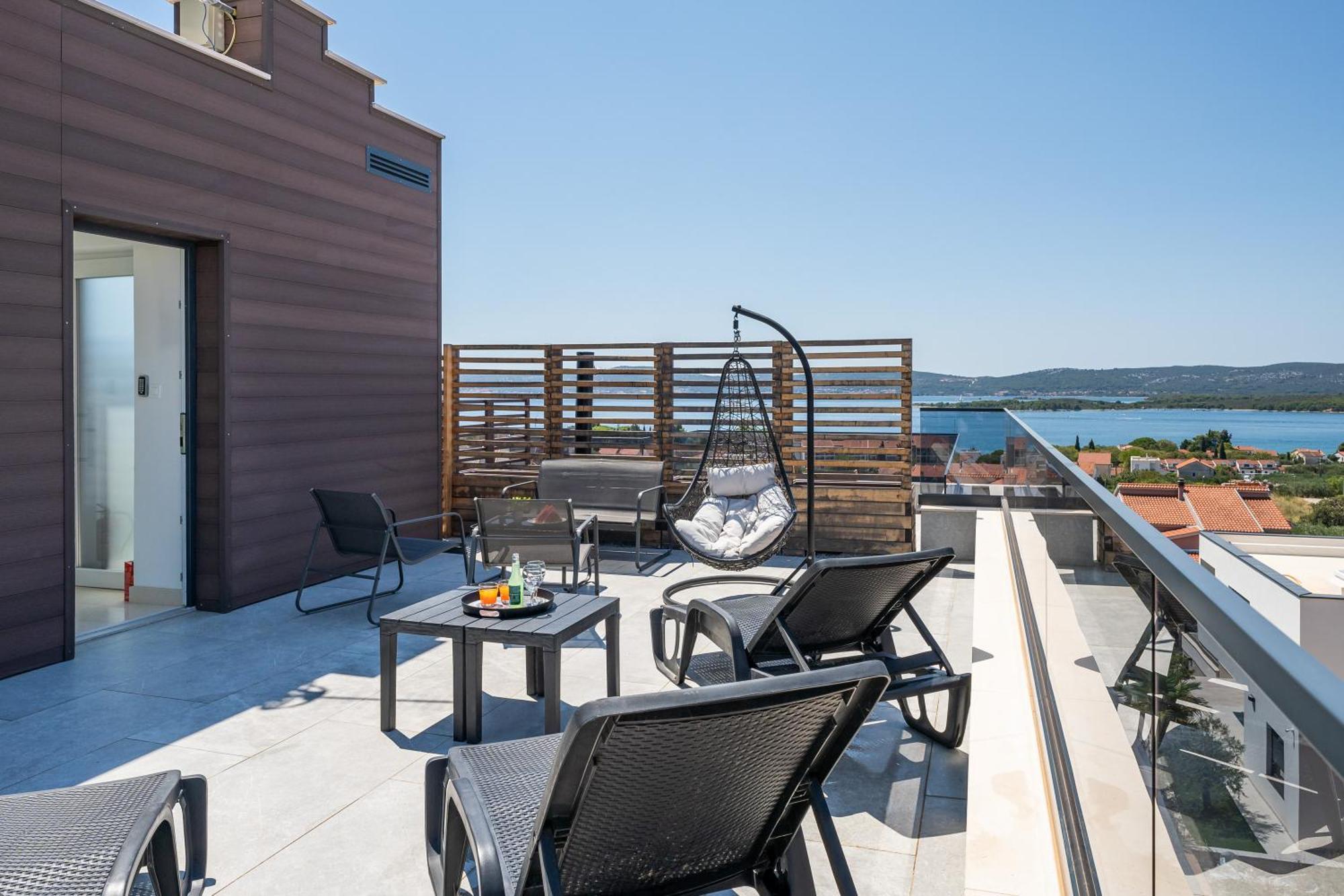 Sea Bay View Apartment - Appartement Avec Piscine Et Magnifique Vue Sur Mer Sveti Filip i Jakov Luaran gambar